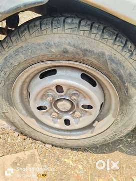 Maruti 800 tyres