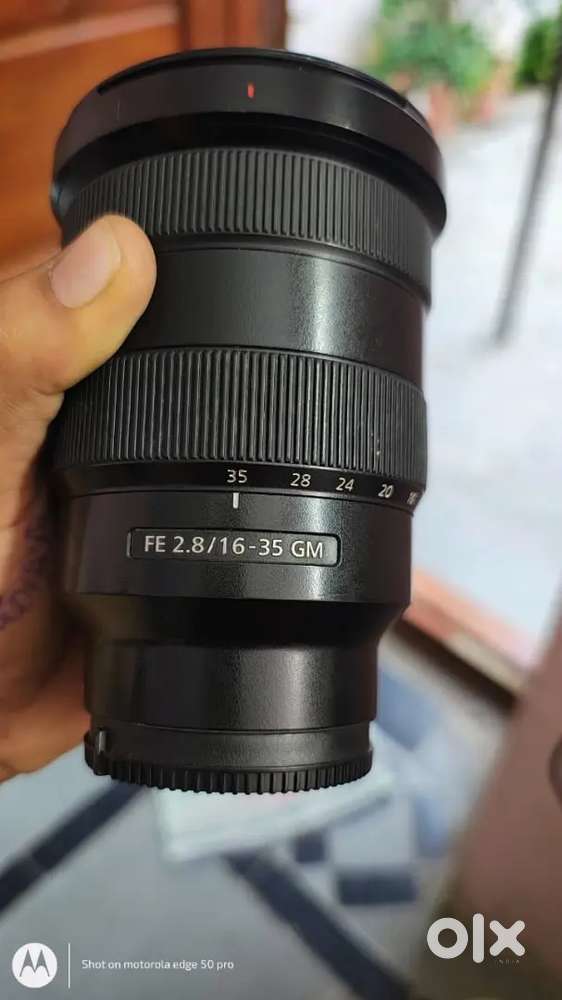 Sony 16-35 lens
