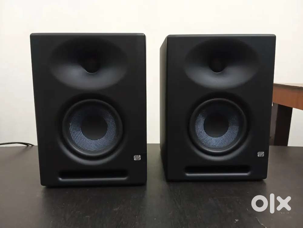 Negotiable 5.25 inch St. Speakers Eris e5