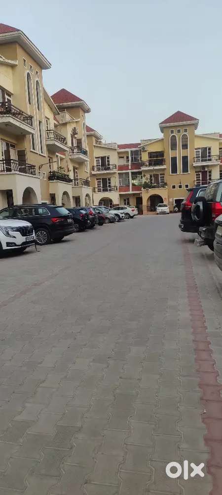 2BHK fully furnished flat in 1 st floor Amari Grens