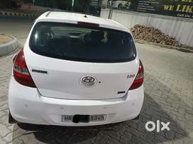 Hyundai i20 2011 Petrol 93000 Km Driven