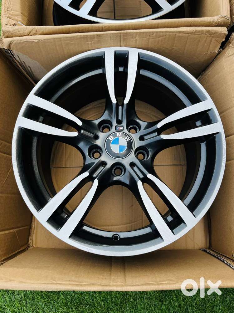 BMW ALLOY WHEELS 18 INCH SET OF 4 120 PCD