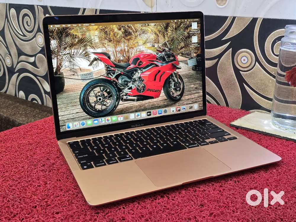 M1 Air Rose Gold 8gb Ram 256gb SSD 13inch Retina Display