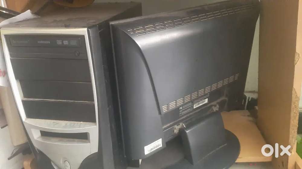 Computer monitor and cpu