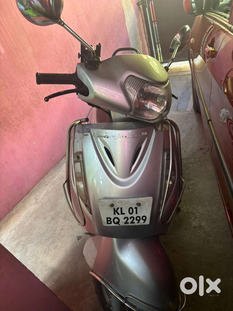 Single owner. In good conditin. Insurance upto 2026. Silver metalic.