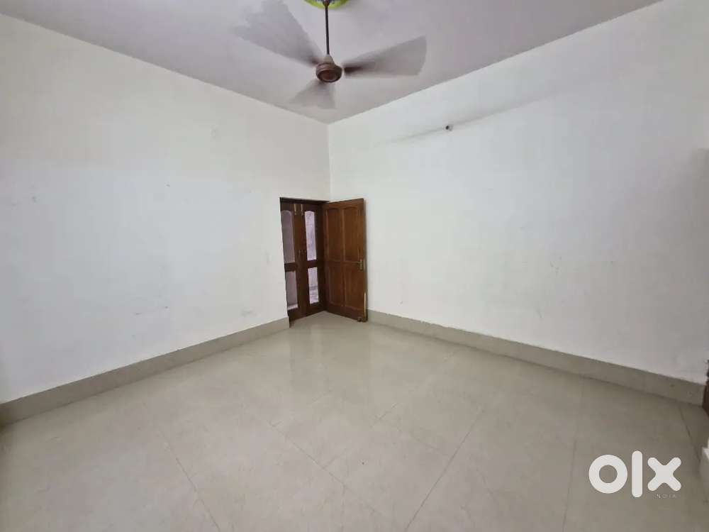 3 BHK हॉल किचन लॉब के सात सेपरेट