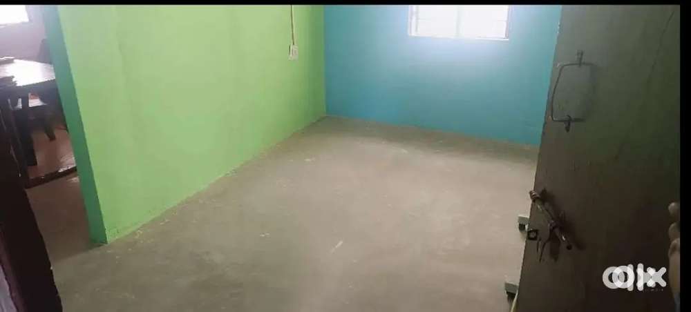 1 BHK House - 500 mtrs away from Marathahalli Bus stand