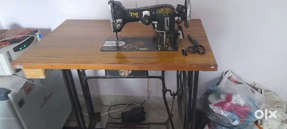 Zig Zag Sewing Machine- Ranew