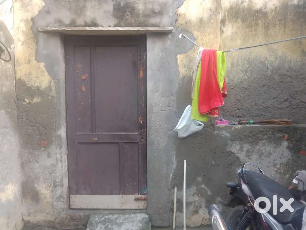 Urgent Sell 110 Gaz House In Rohini Sec-31 Prahlad Pur Bangar Delhi.
