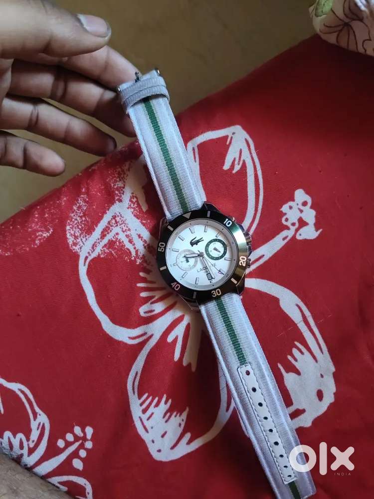 Lacoste original watch with bill box