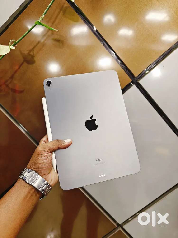 Apple Ipad Air 4 Gen (256Gb) Wifi..Apple Pencil Available..