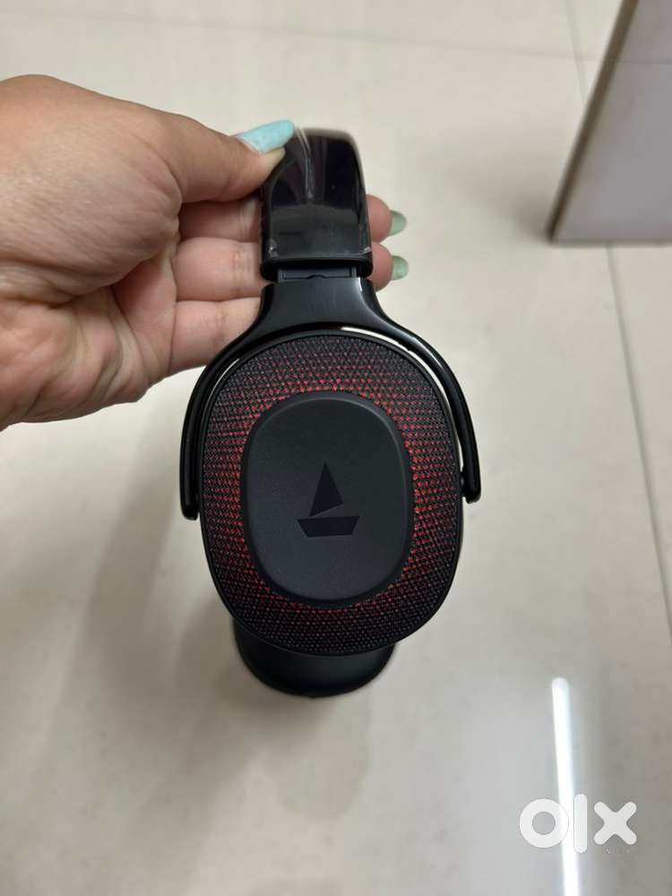 Boat Rockerz Wireless Headphones