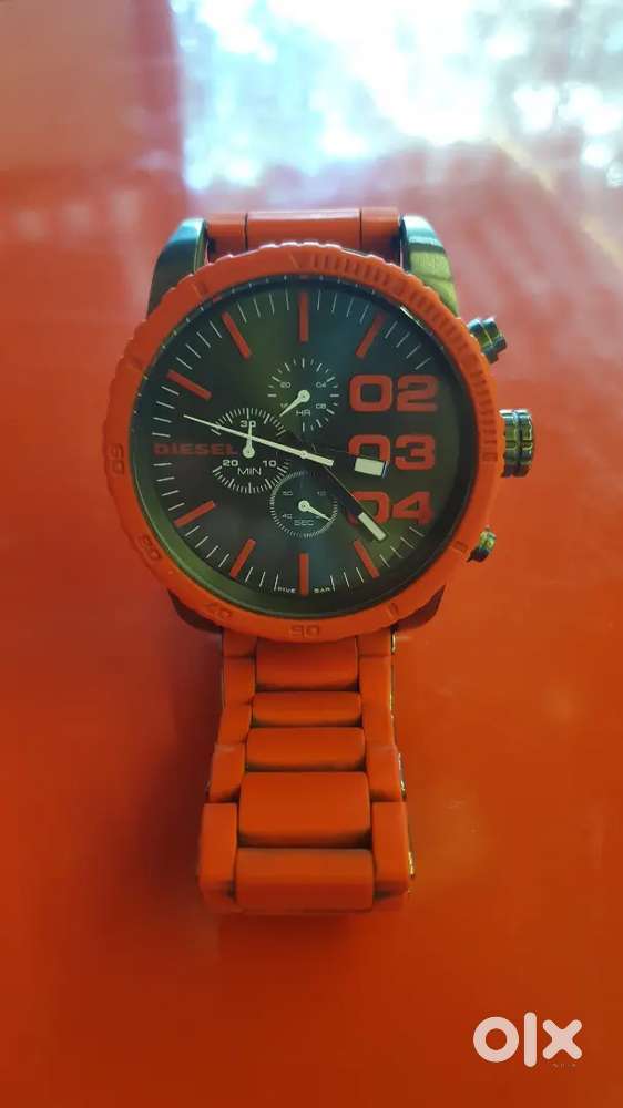 Original DIESEL WRIST WATCH Red in mint condition