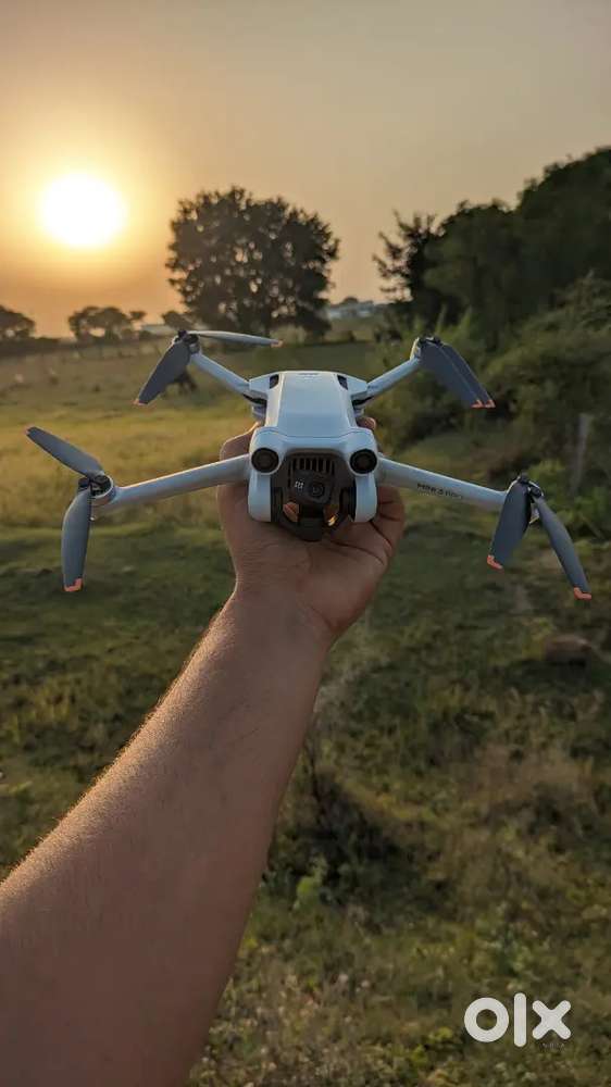 DJI mini 3pro mint condition price 75000fix