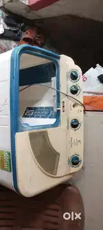 Semi automatic washing machine