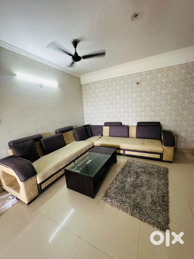 3bhk ulta luxurious independet furnished flat no restriction by owner