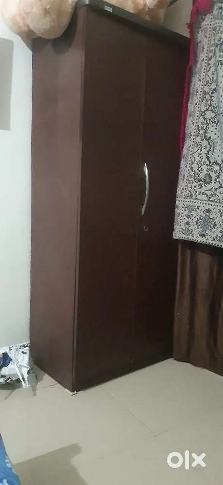 Almira wooden