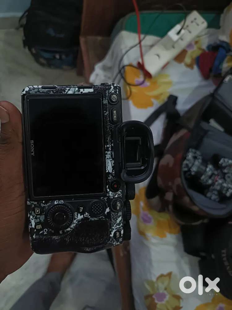 Sony 7r4 Body With 24-105 Lens