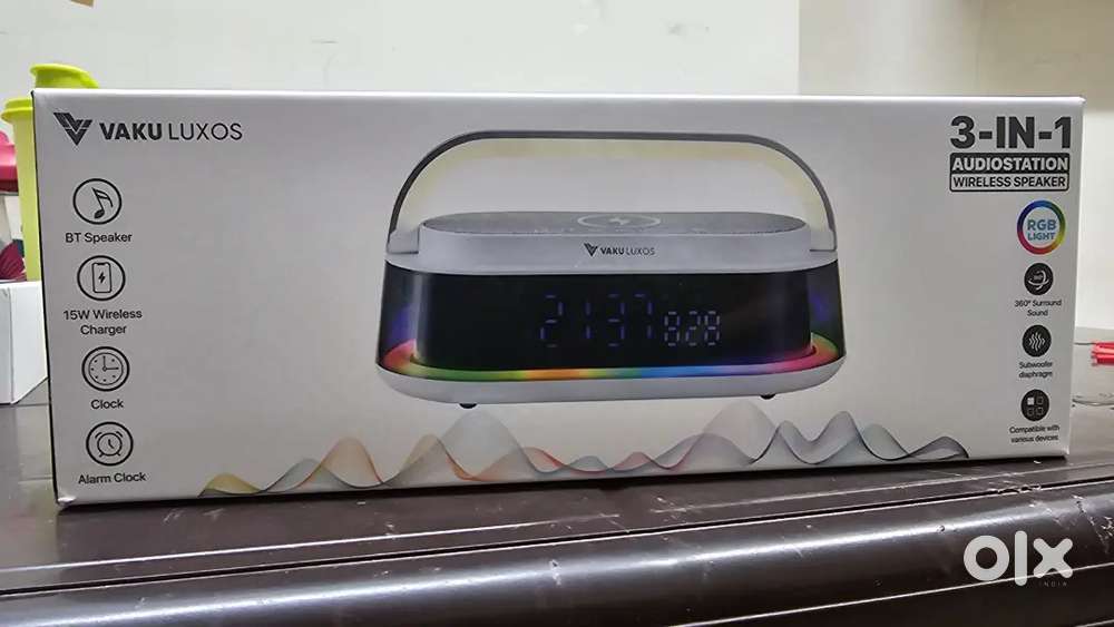 Bluetooth Speaker (3 in 1/CHARGING/SPEAKER/TABLE CLOCK) UNUSED STATE