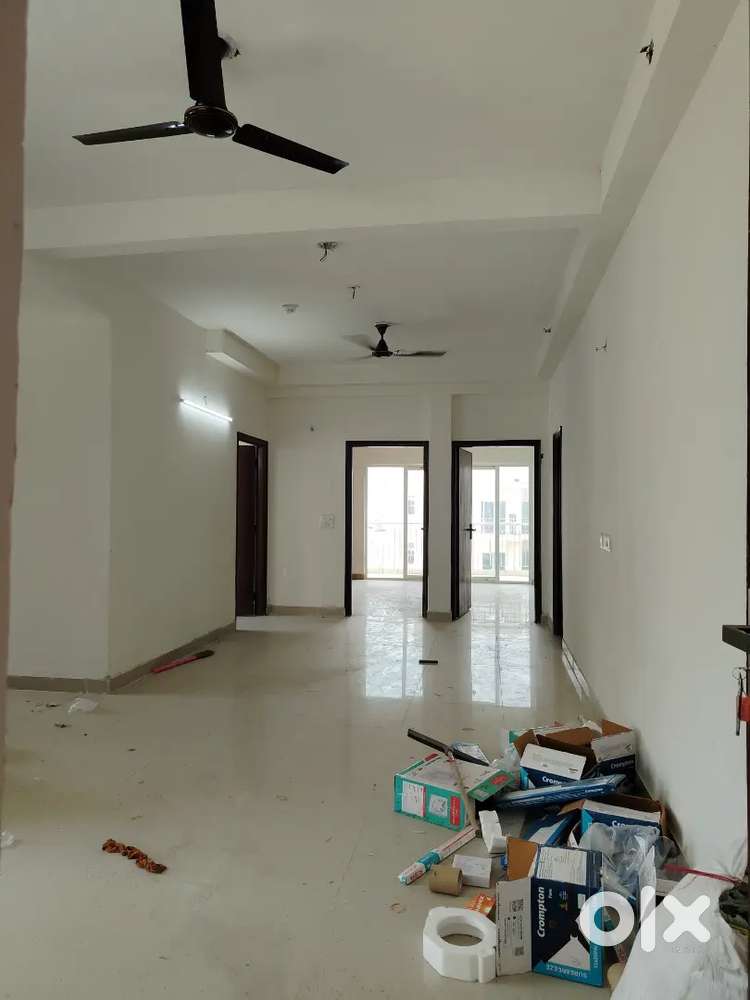 For rent 3bhk semi furnished 23k including maintenance