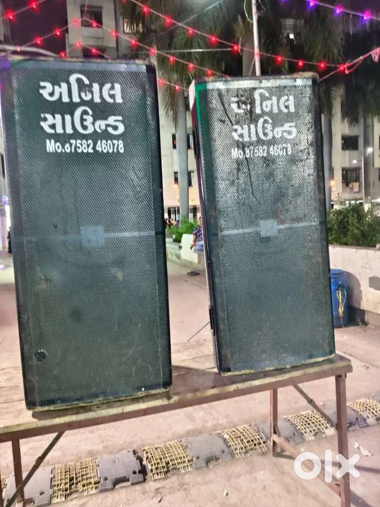 2 ટોપ વેચવાની છે