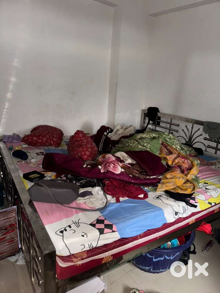 1 Bed , 1 almirah , show case 1
