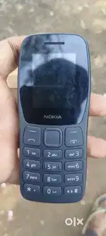 phone new hai only 5 days chargar bhi hai