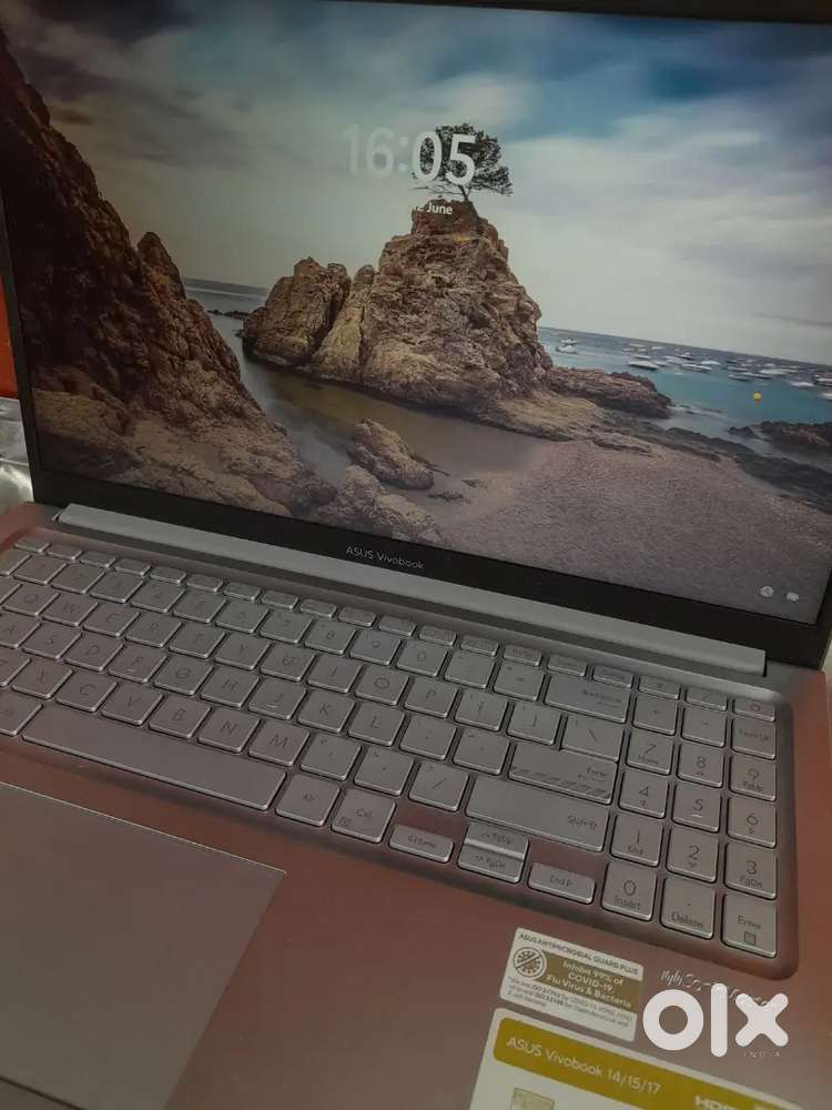 Asus vivo book i5