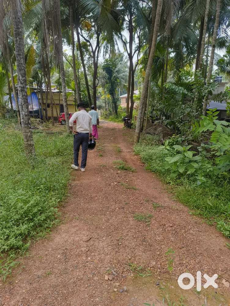 Prime location at Eranjipaalam