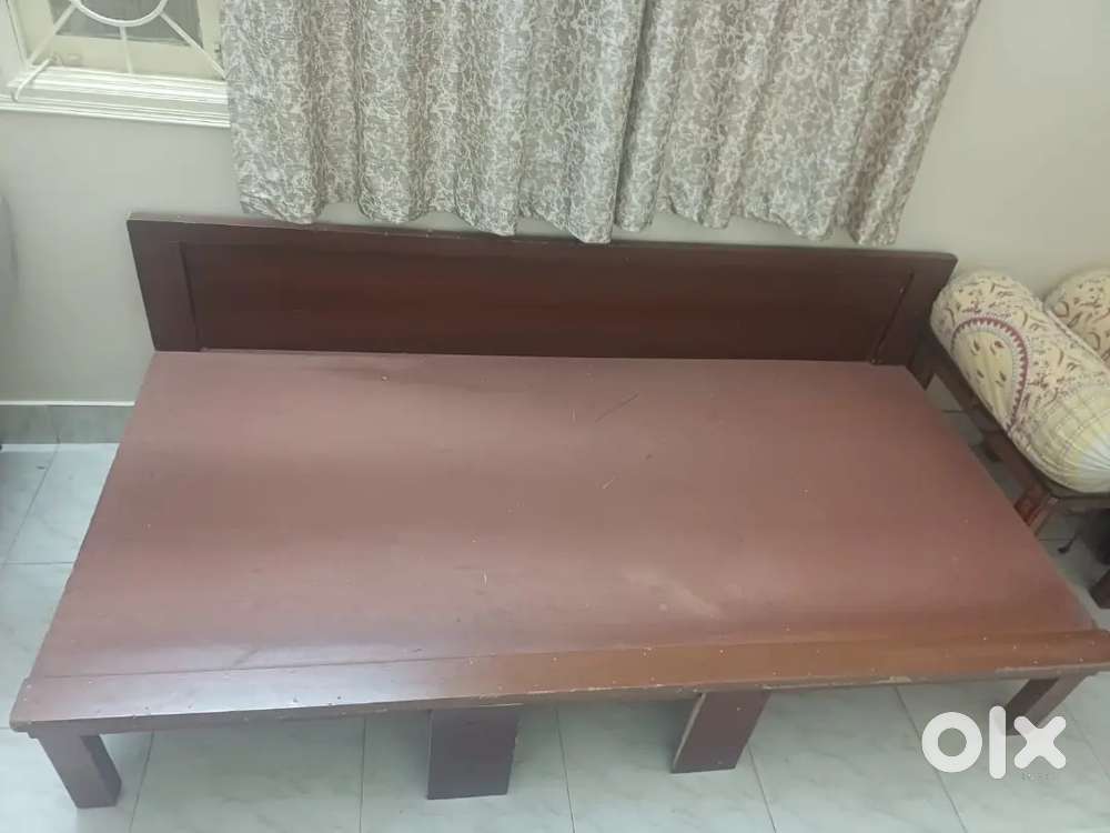 Single Bed Wooden Good Quality