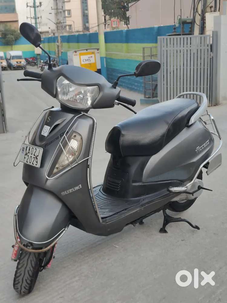 Suzuki access 125 cc bs3 engine 1 year insurance running