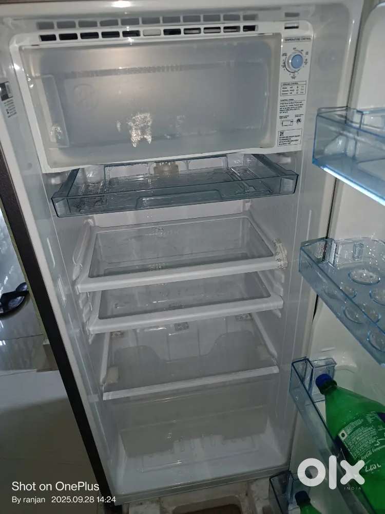 Samsung 183 ltr 1 yr old fridge