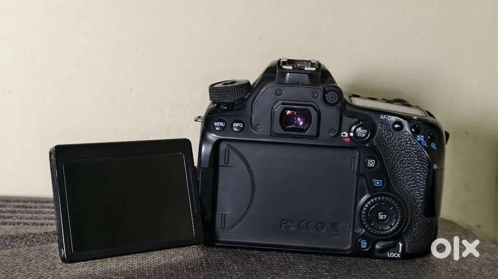 Canon 80D for sale