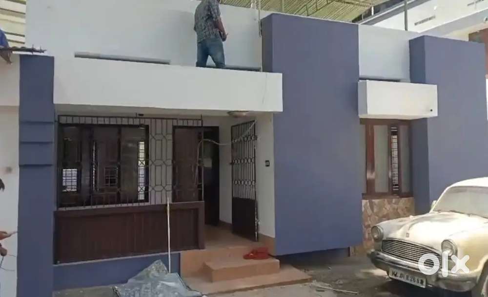 Independent Commercial space for rent day care, office. Main road side