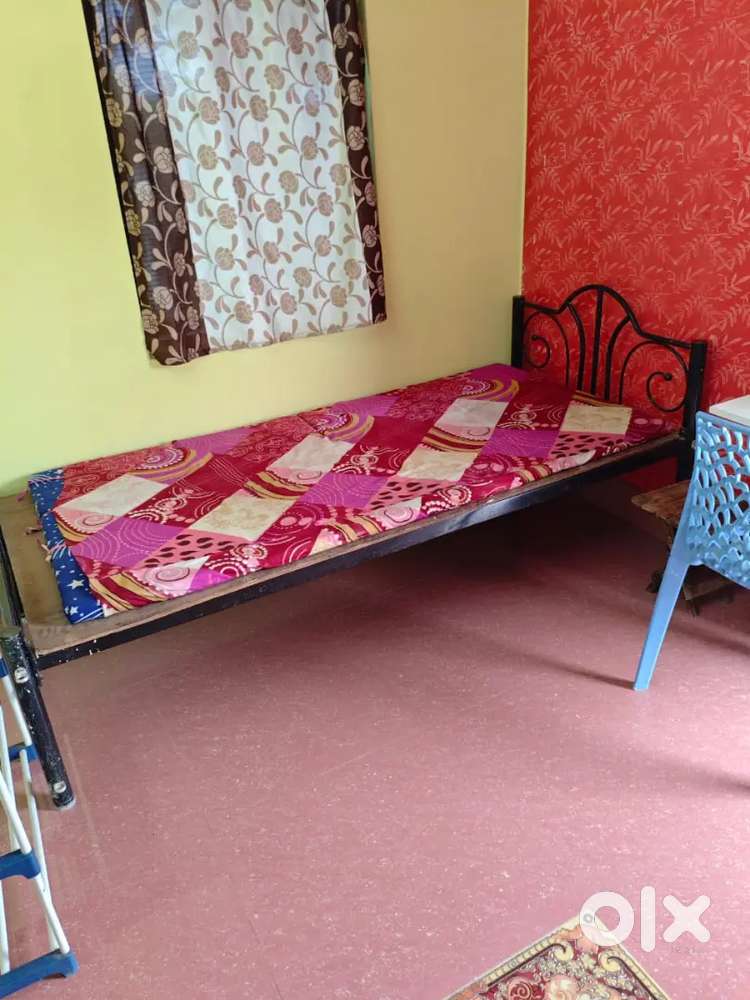 1bhk room in GGP COLONY on rent