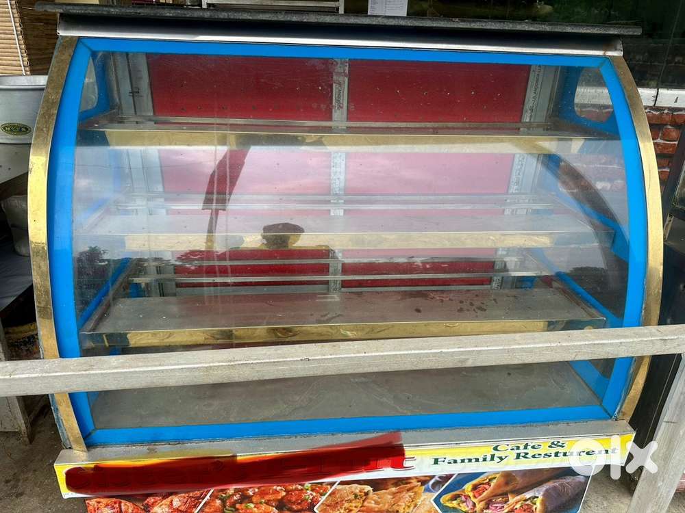Food display counter