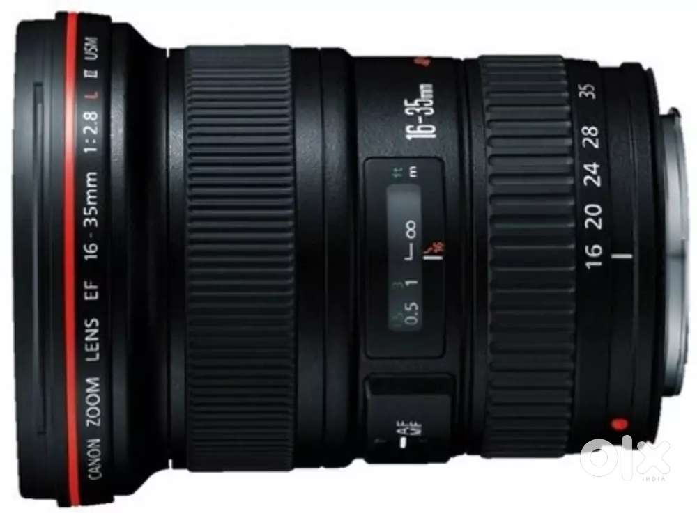 Canon EF 16-35 f/2.8 lens