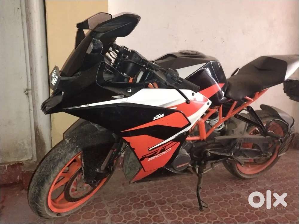 KTM RC 200  16000KM  MINT CONDITION  URGENT SALE