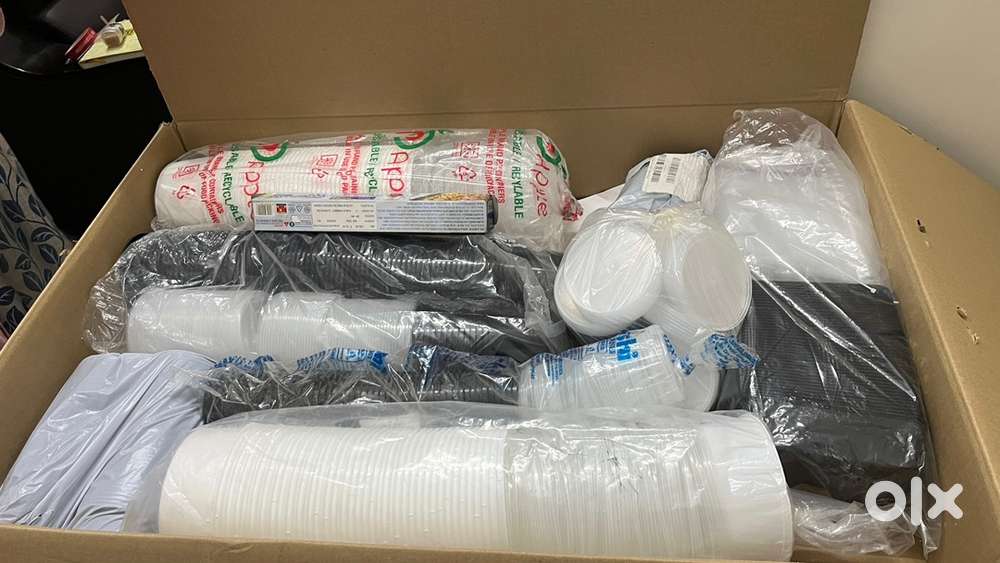 Plastic containers for foob packing