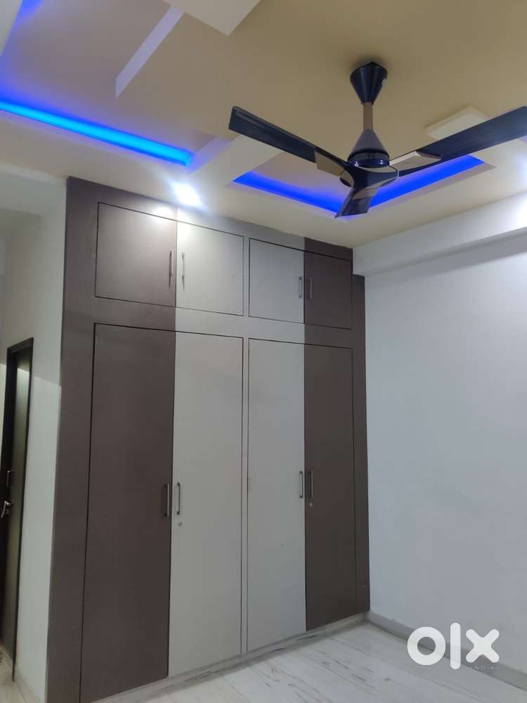 2-BHK available for rent at Vardhaman Vihar