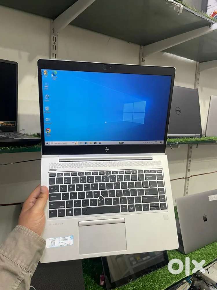 HP PREMIUM SERIES LAPTOP like new