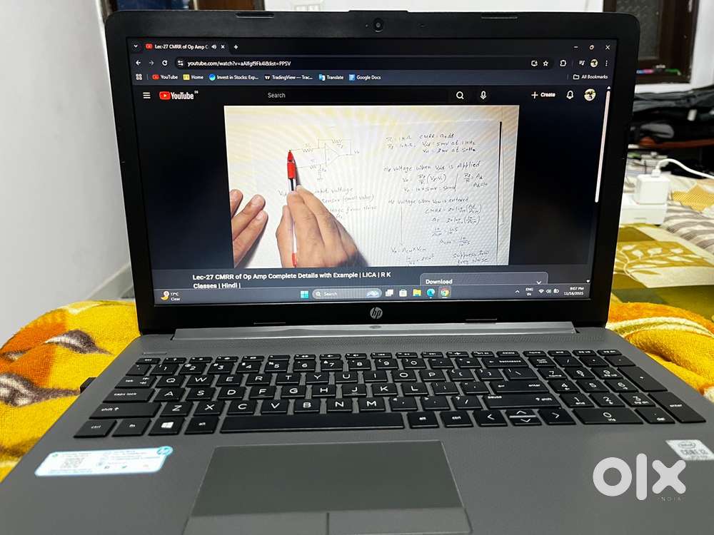 HP laptop black