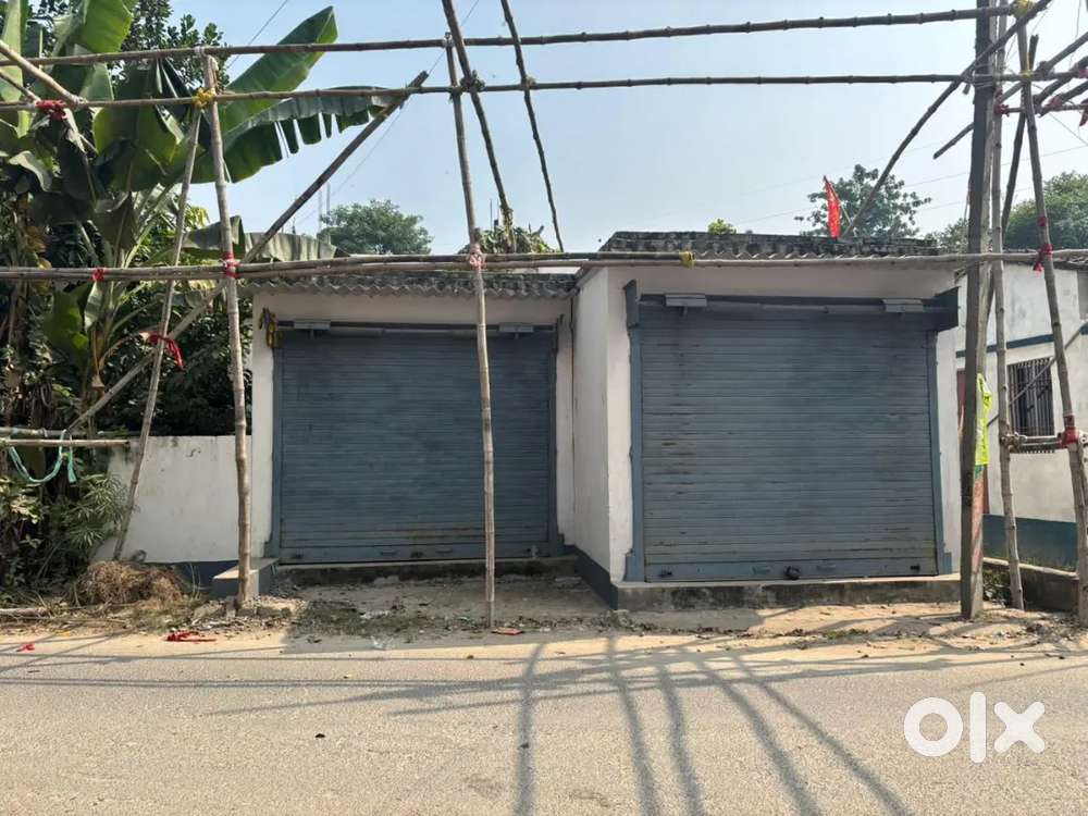 (1)Shop 2000 (2) Shop 4000 dighi  main road ke bagal me