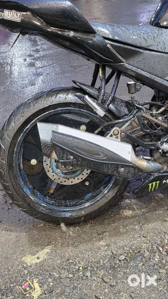 R9 exhaust