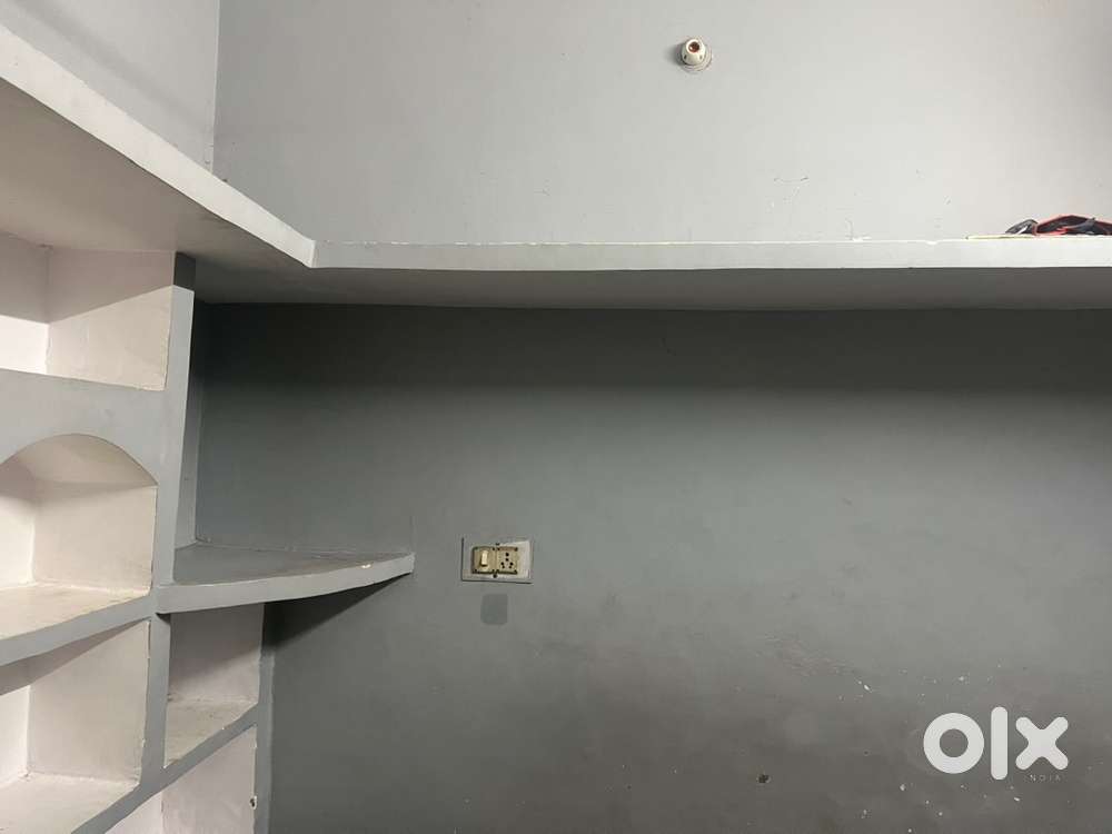 Spacious and ventilated 1 bhk house available in ruchi khand aashiyana