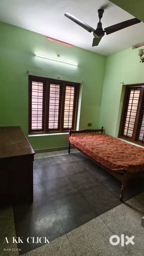 2BHK FULLY FURNISHED HOUSE FOR RENT IN CHERUVAIKKAL SREEKARIYAM