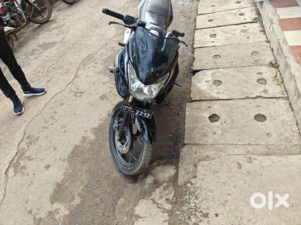 Best condition full maintained bajaj discover 150F
