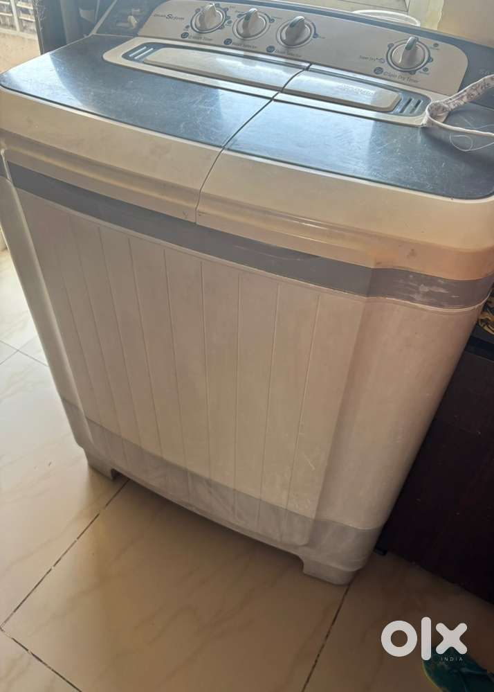 Semi Automatic Washing Machine