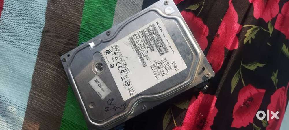HITACHI Hard Disk