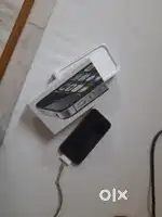 I phone 4s , with Bill, Box, Charger working condition, camera working
